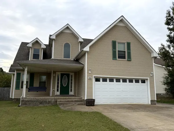 3624 Aurora Dr, Clarksville, TN 37040
