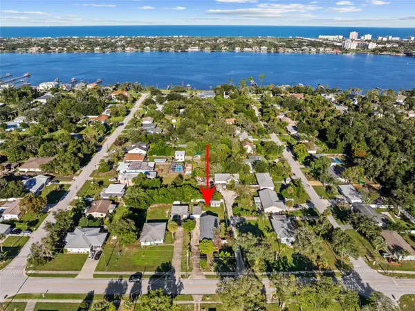 231 N RIDGEWOOD AVE, Ormond Beach, FL 32174