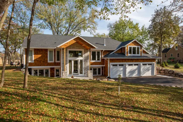 5517 Dickson RD, Minnetonka, MN 55345