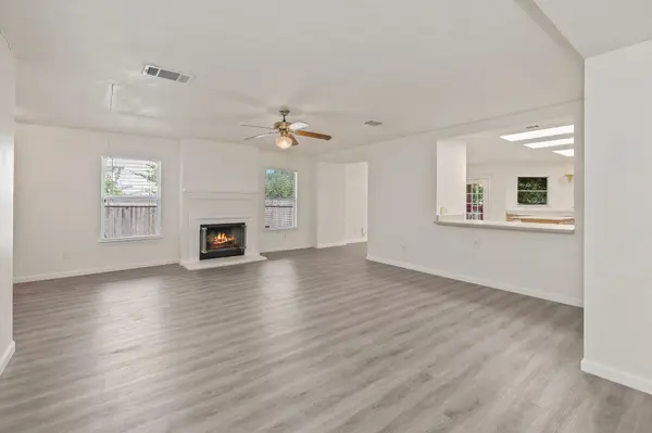 1216 Bradbury LN, Austin, TX 78753