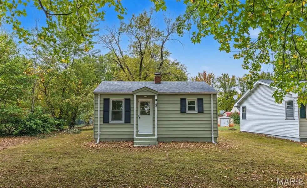 315 W James BLVD, St James, MO 65559