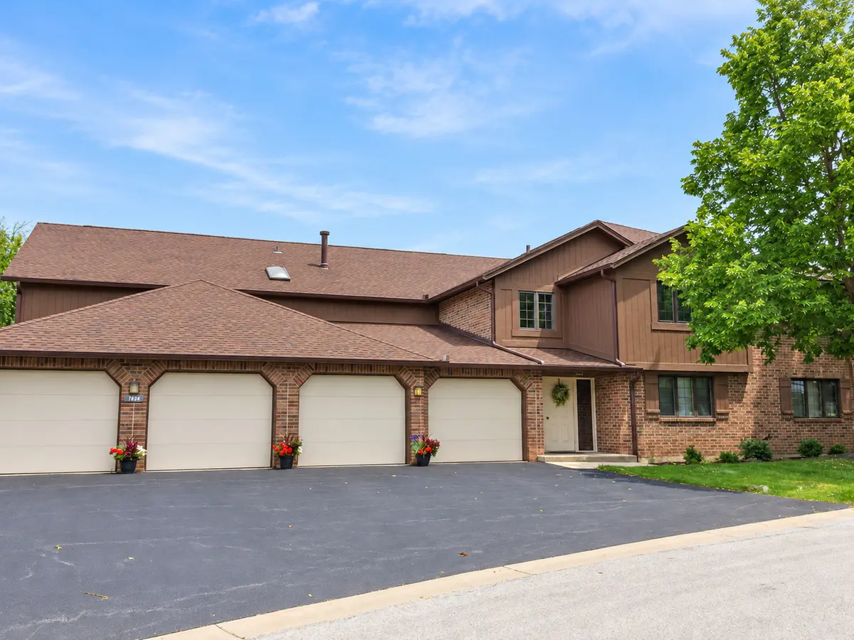 7824 W Foresthill LN #1ER, Palos Heights, IL 60463