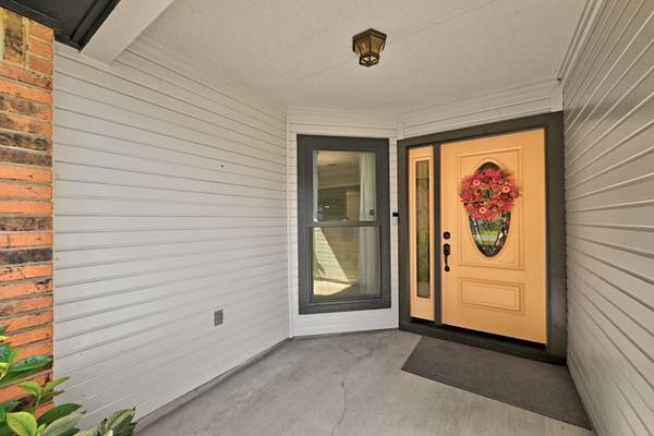 8902 LEYTON ST, Austin, TX 78729