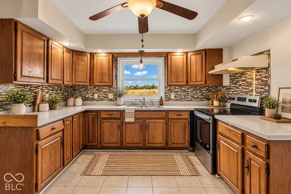 1211 N 450 W, Bargersville, IN 46106