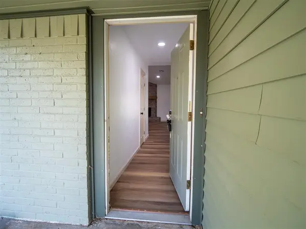 1923 Wilmington CT, Norman, OK 73071