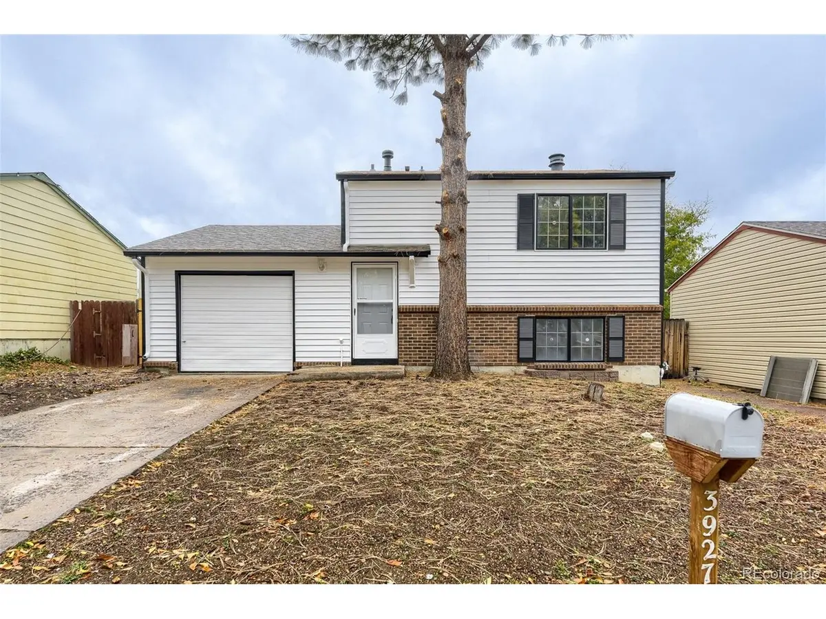 3927 S Pitkin, Aurora, CO 80013