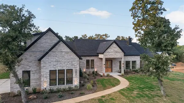 2821 Private Access Road #73107, Burleson, TX 76028