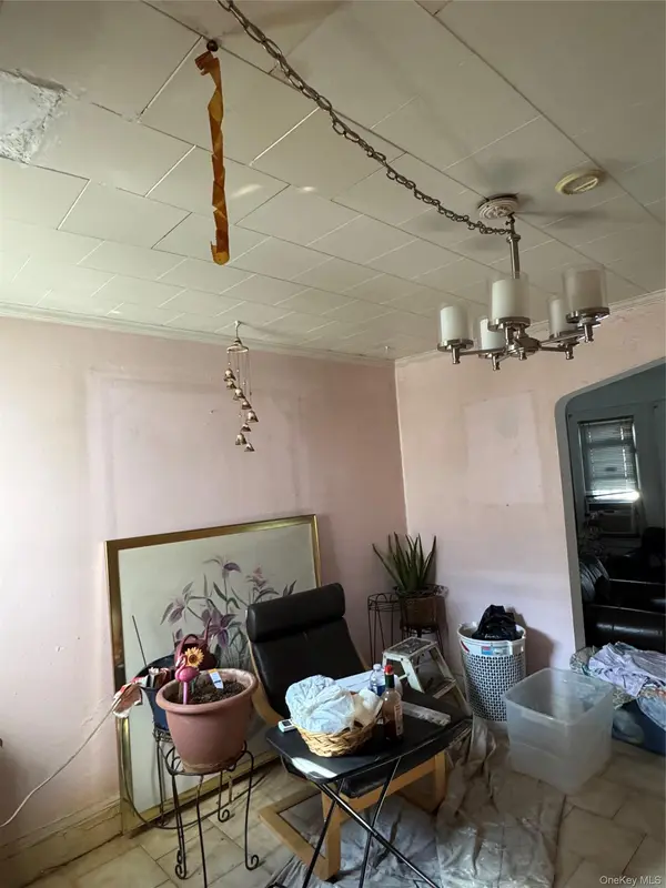 10620 109th AVE, Ozone Park, NY 11417