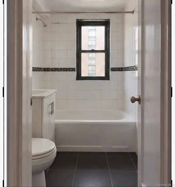 1491 West AVE #2G, Bronx, NY 10462