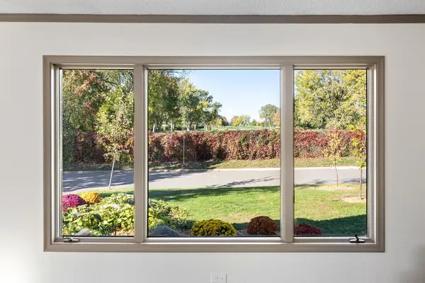 9021 Club RD, Saint Louis Park, MN 55426