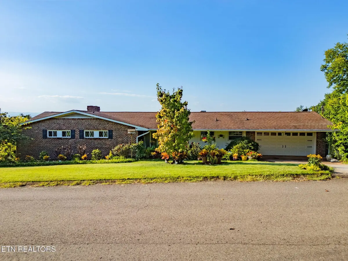 524 View Park Drive, Knoxville, TN 37920