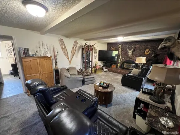 5525 W Lehigh, Denver, CO 80235