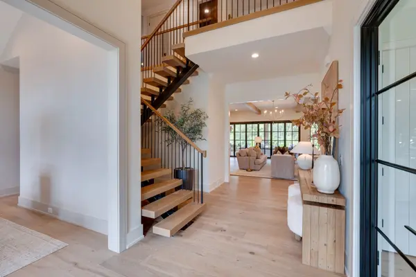 7096 Anna Dr, Brentwood, TN 37027