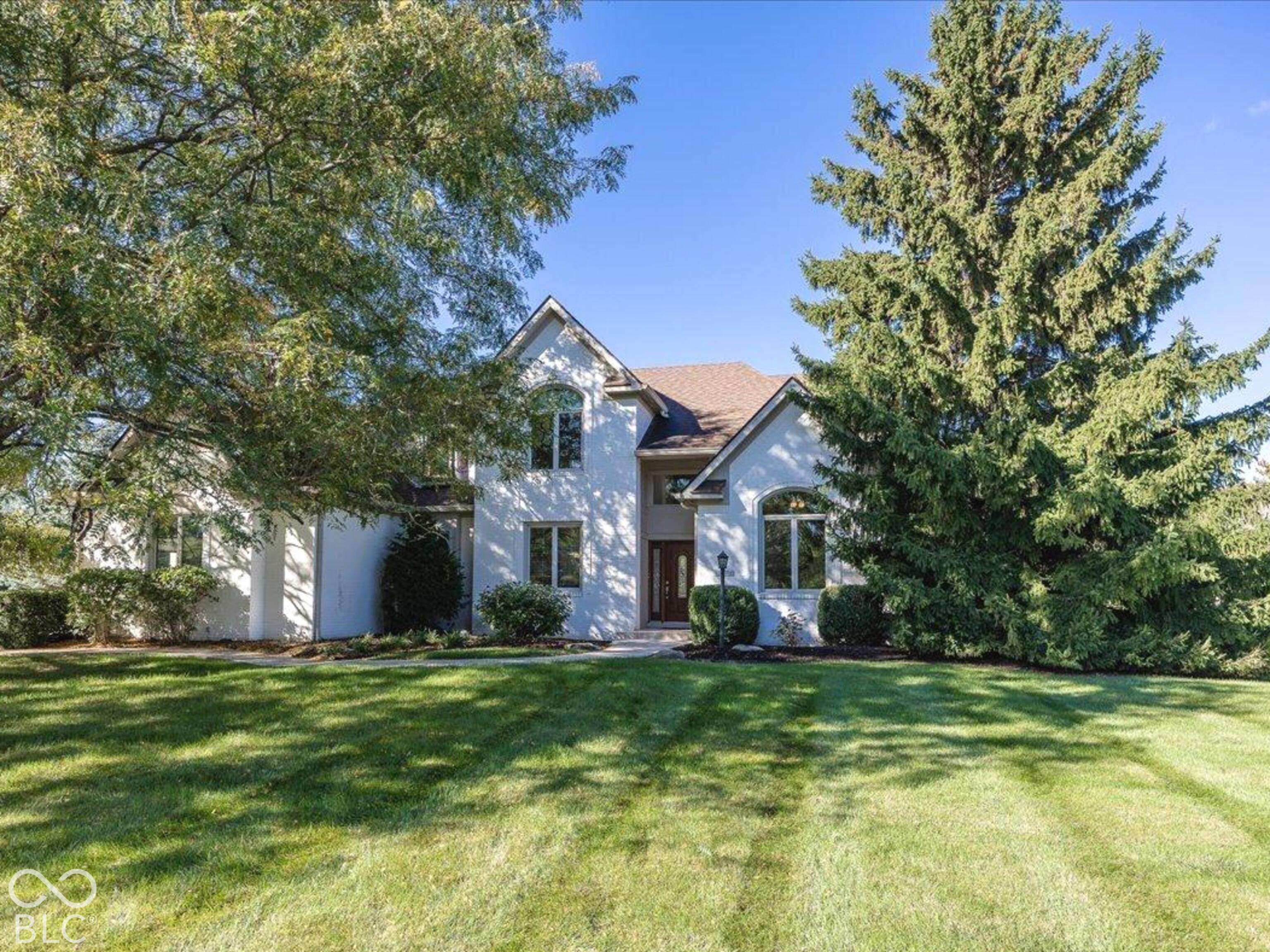 11582 Sutton Place DR E, Carmel, IN 46032