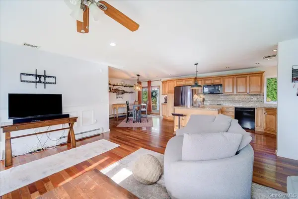 59 Conklin Hill RD, Milton, NY 12547
