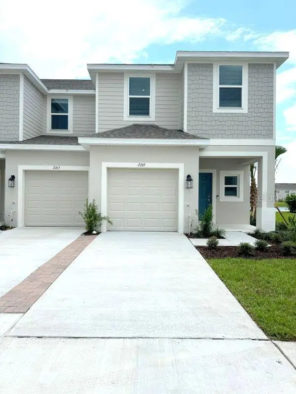 2269 PARAVANE WAY, Wesley Chapel, FL 33543
