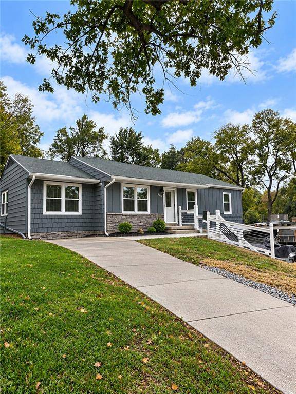 626 NE 41st TER, Kansas City, MO 64116