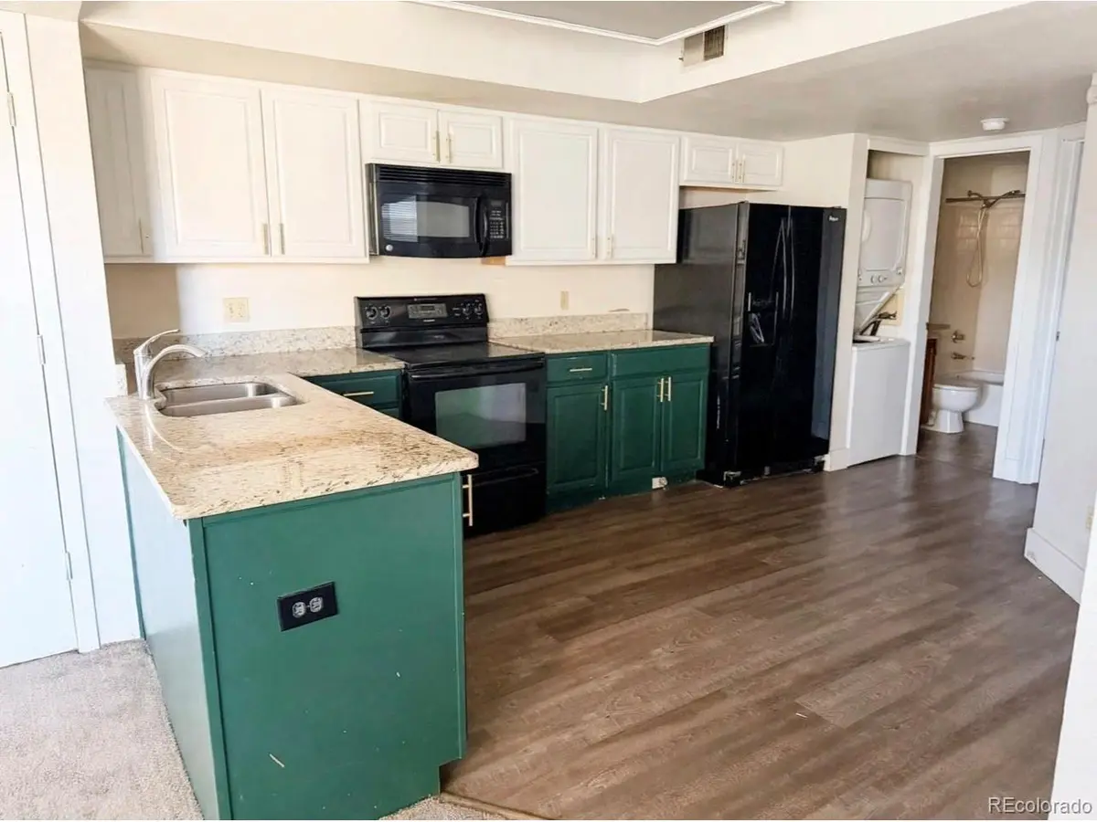 992 S Dearborn #12, Aurora, CO 80012