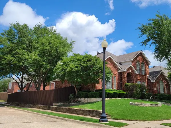 1464 Summerhill Drive, Carrollton, TX 75007