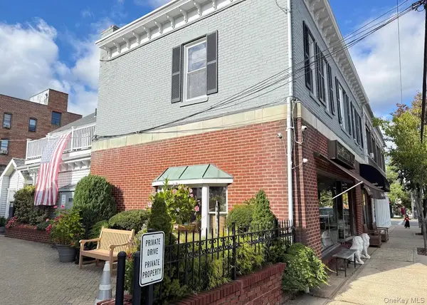 2076 Boston Post RD #2nd fl-front, Larchmont, NY 10538