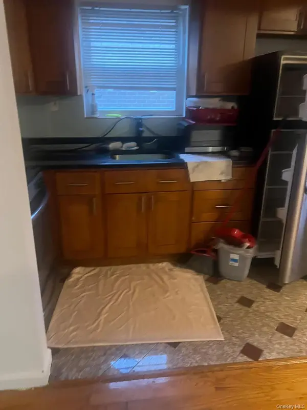 1844 120th ST, College Point, NY 11356