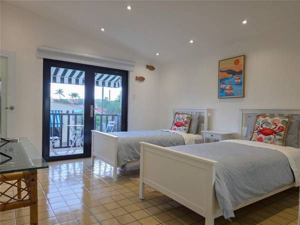 1 HARBOUR VIEW #48, Humacao, PR 00791