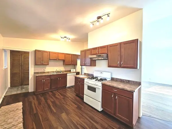 8522 W Normal AVE W, Niles, IL 60714