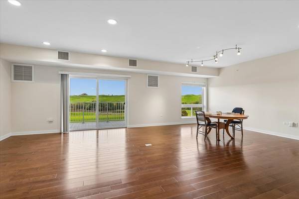 2150 Founders DR #343, Northbrook, IL 60062