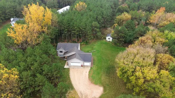 1225 County RD E, New Richmond, WI 54017