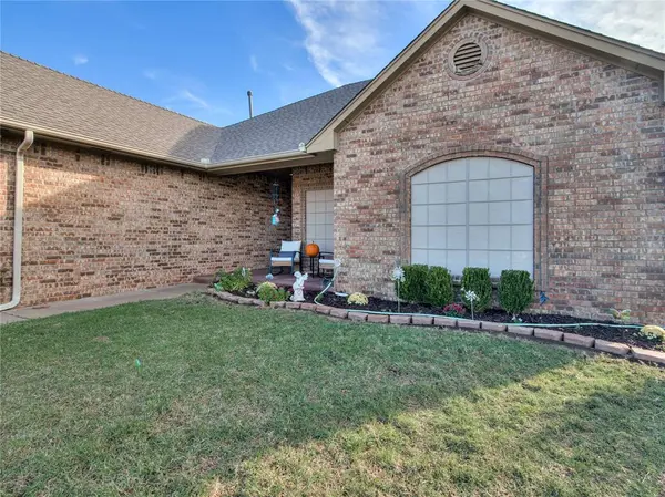 13108 Rock Meadows CIR, Oklahoma City, OK 73142