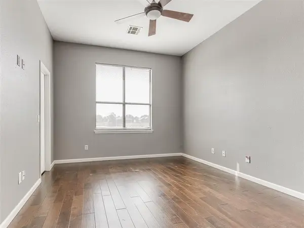 316 SE 23rd ST, Moore, OK 73160