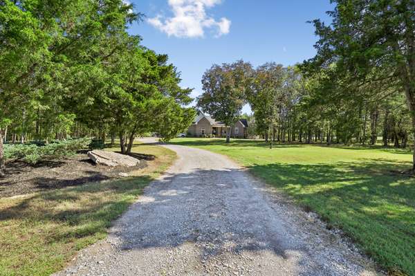 11834 Patterson Rd, Rockvale, TN 37153
