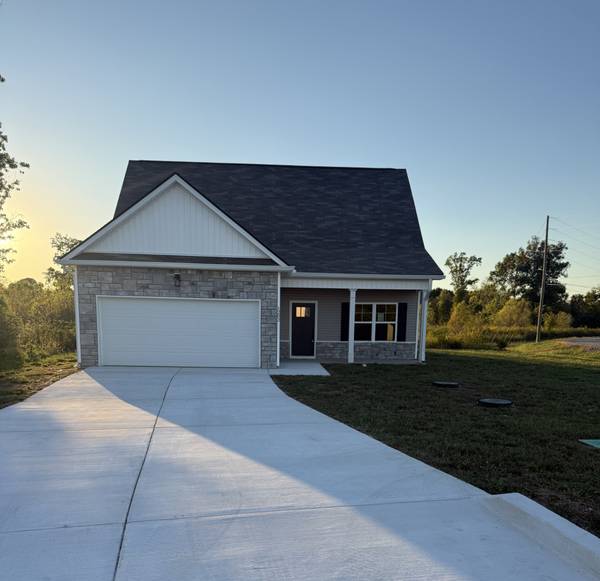 1202 Euclid Dr, Murfreesboro, TN 37127