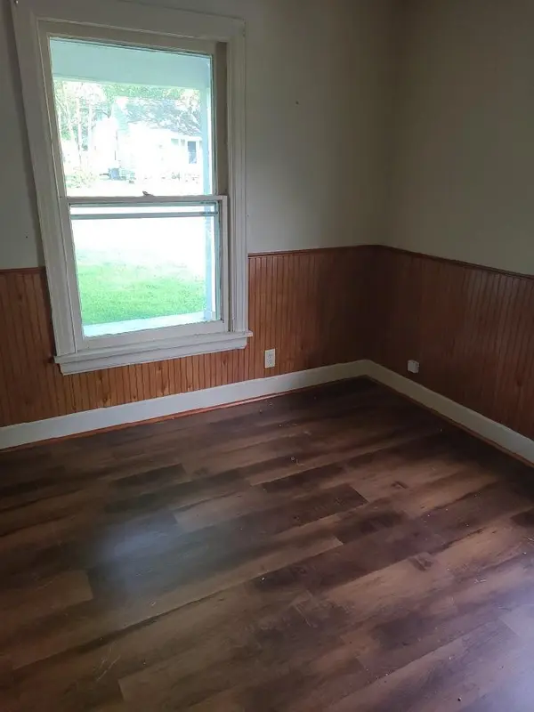 861 S Missouri AVE, Springfield, MO 65806