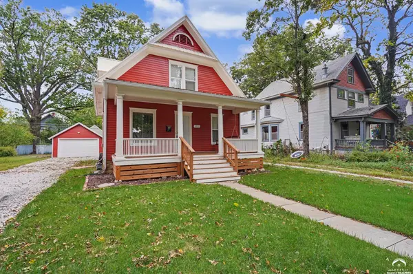 1521 Rhode Island ST, Lawrence, KS 66044