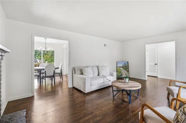 5008 Spring ST, Kansas City, MO 64133