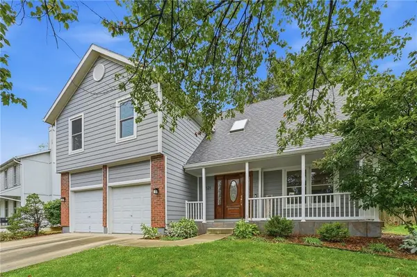 15821 Horton CT, Overland Park, KS 66223