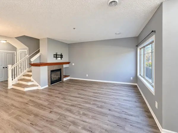 151 Morgan LN, Lino Lakes, MN 55014