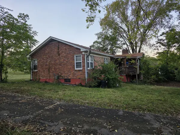 606 N Graycroft Ave, Madison, TN 37115