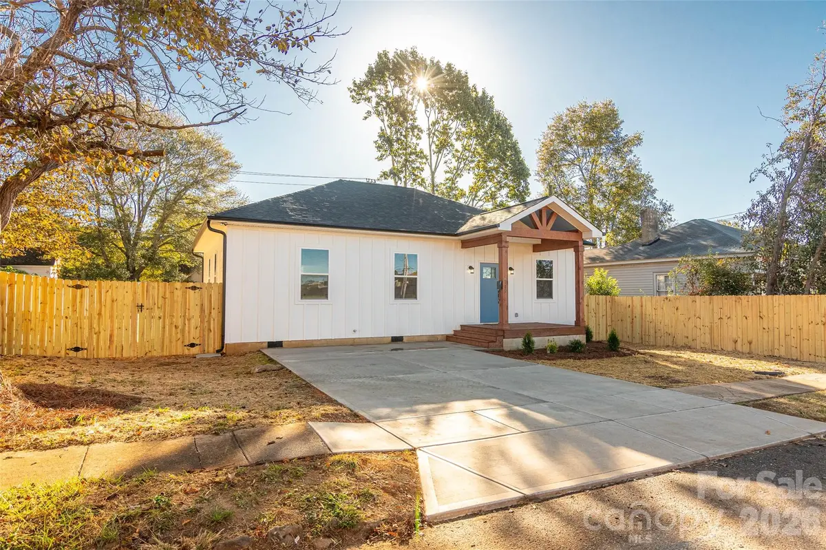 719 Smith ST, Shelby, NC 28150