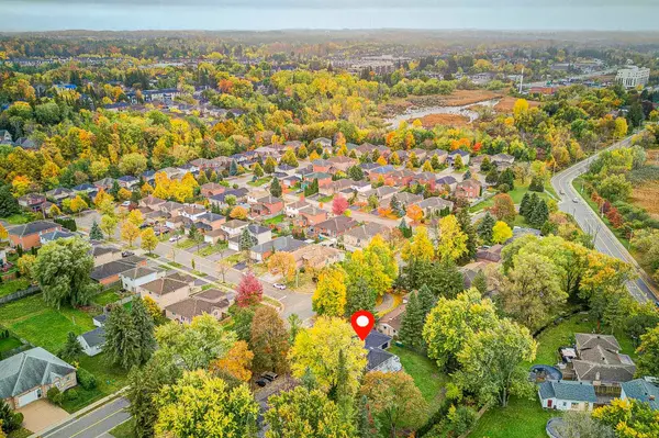66 Lakeland CRES, Richmond Hill, ON L4E 2Z9