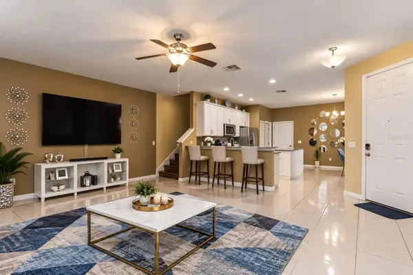 1114 CAPITOL STREET, Apopka, FL 32703