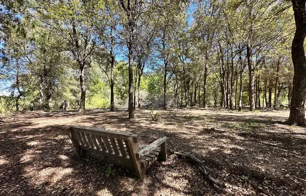 353 Littig RD, Elgin, TX 78621