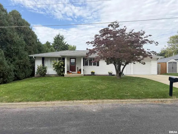 205 N GARFIELD ST, Roanoke, IL 61561