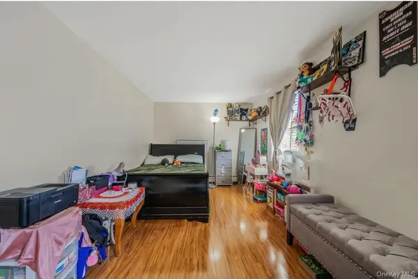 175 Clement AVE, Elmont, NY 11003