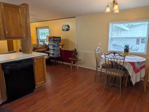 4001 W Wood CT, Belvidere, IL 61008