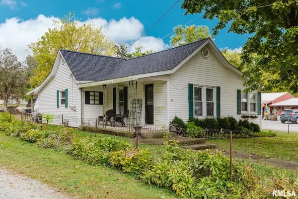 211 S MAPLE ST, Cambria, IL 62915