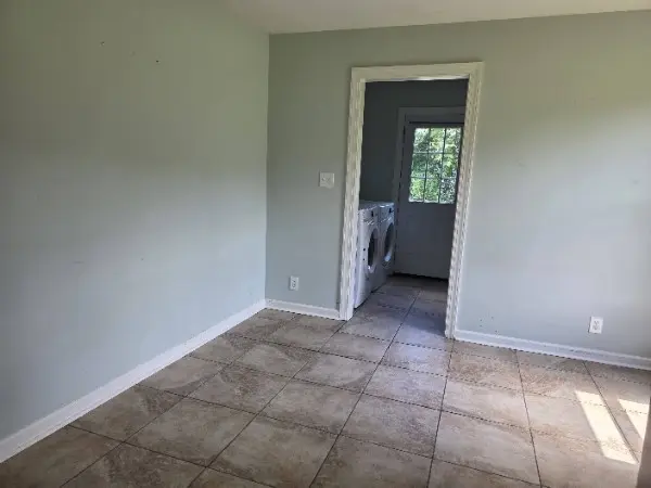 2819 Sparrow Dr, Clarksville, TN 37040