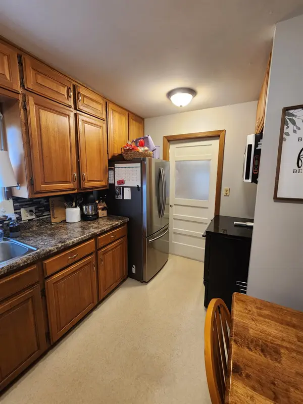 233 S Wire ave, Haysville, KS 67060