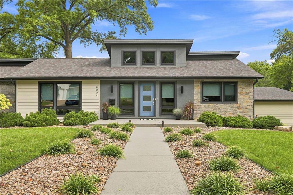3004 W 82nd TER, Leawood, KS 66206
